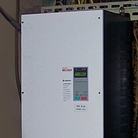 Пигмент. Преобразователь частоты EI-7011 привода мешалки мощностью 55 кВт